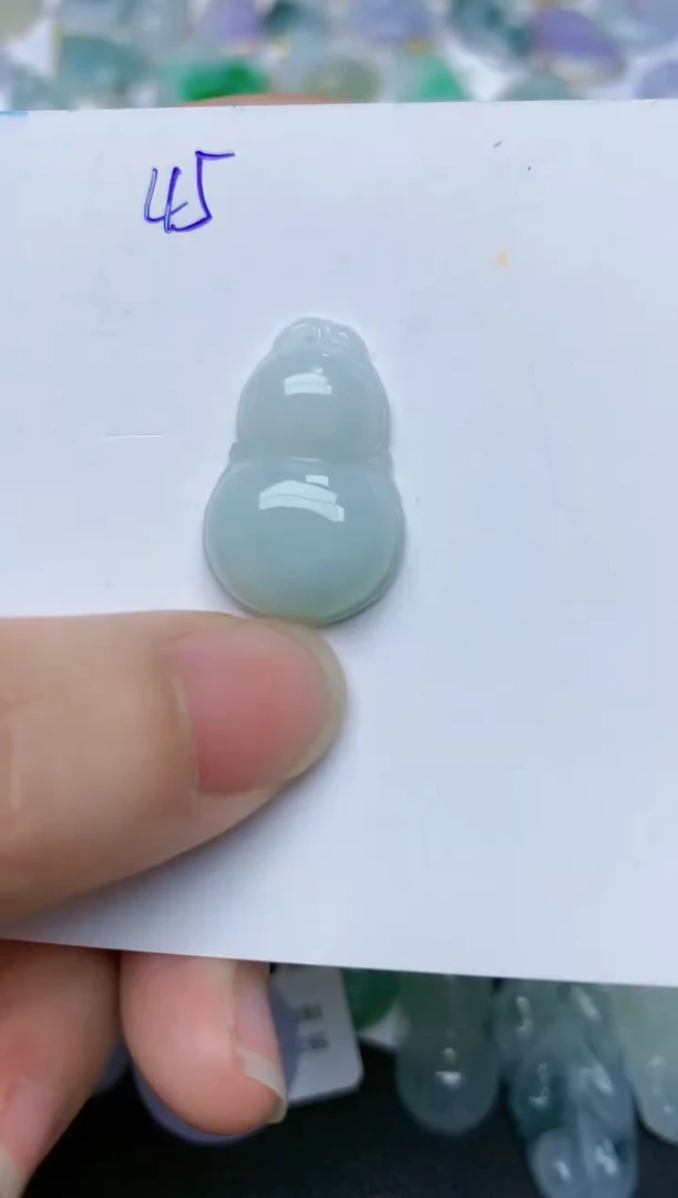 【闪购商品】翡翠颈饰未镶嵌天然翡翠A货    