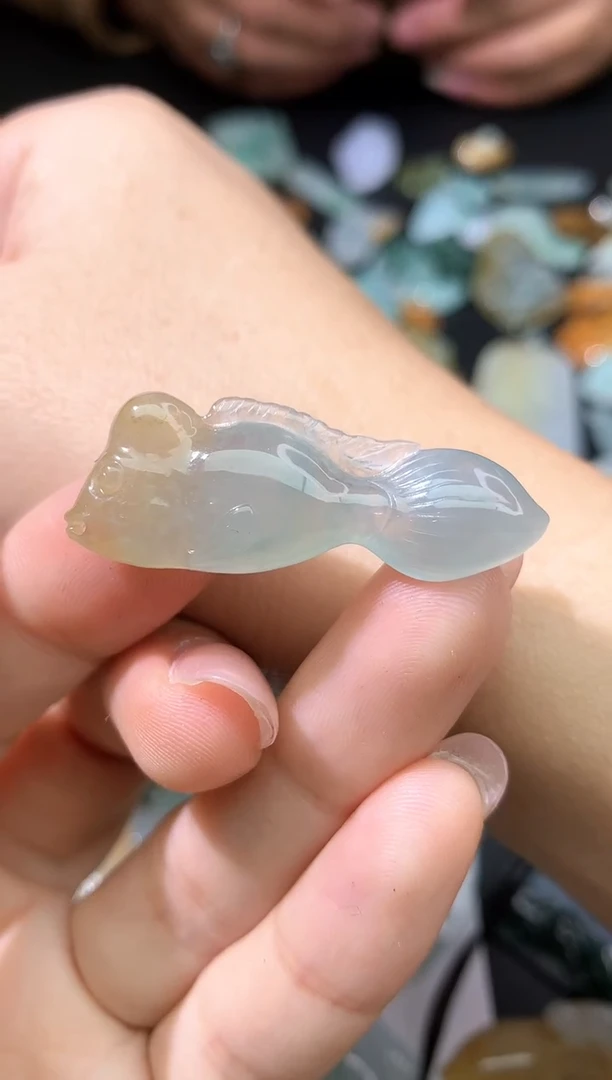 颈饰未镶嵌翡翠吊坠