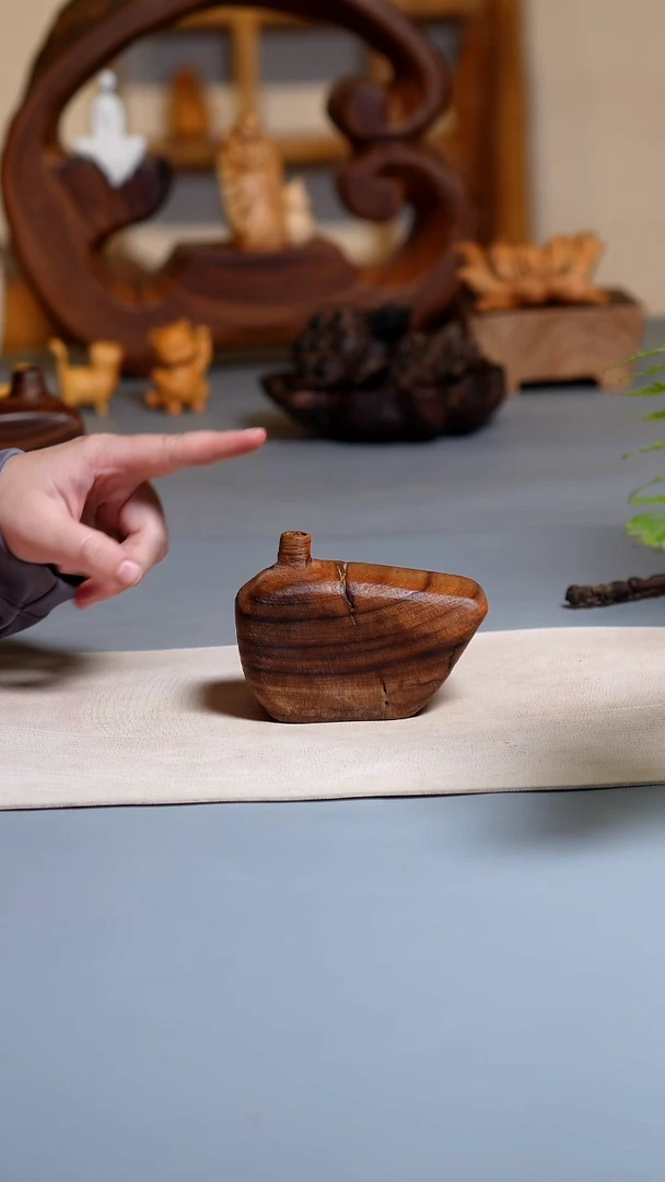 香樟木鸭子花瓶微瑕0939.