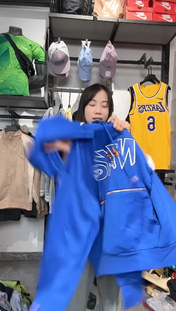 1223  编码 瑕疵款直播间过款为准 尺码 XL