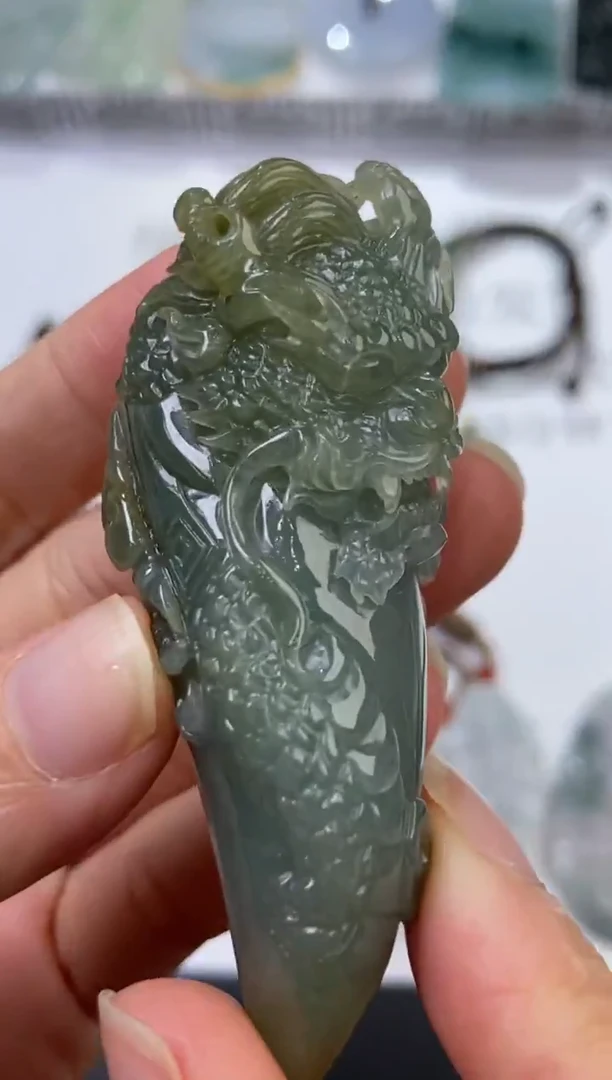 未镶嵌挂件翡翠372338  多人