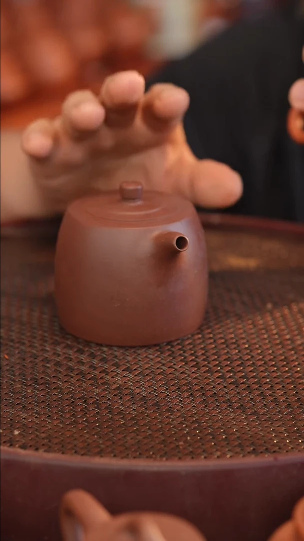茶壶紫砂高**人原矿手工制作雕刻随机