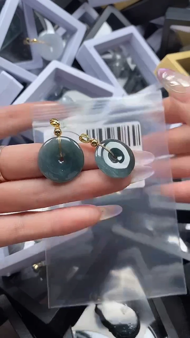 吊坠(不含链)未镶嵌翡翠9697