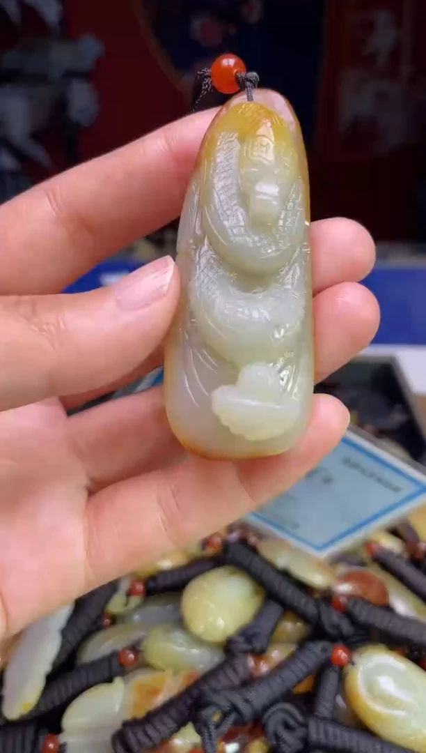 颈饰未镶嵌和田玉123