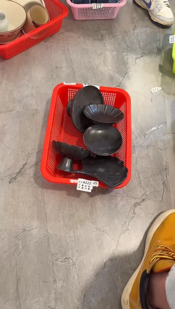 微瑕商品，介意勿拍 ②
