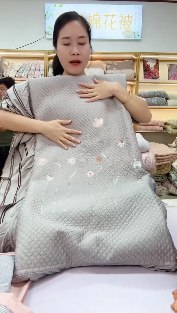 棉天丝+绒床盖 玫瑰庄园