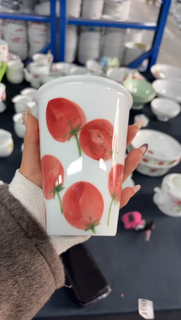瓷片景德镇高温陶瓷食品级手绘釉中彩-可乐杯
