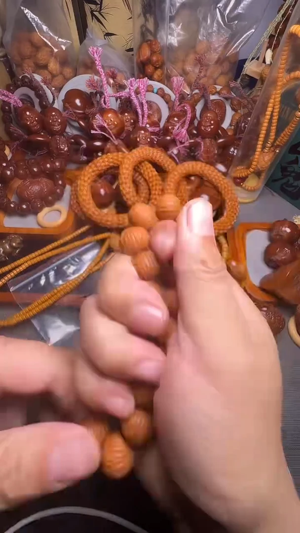 手串橄榄核猴头土豪
