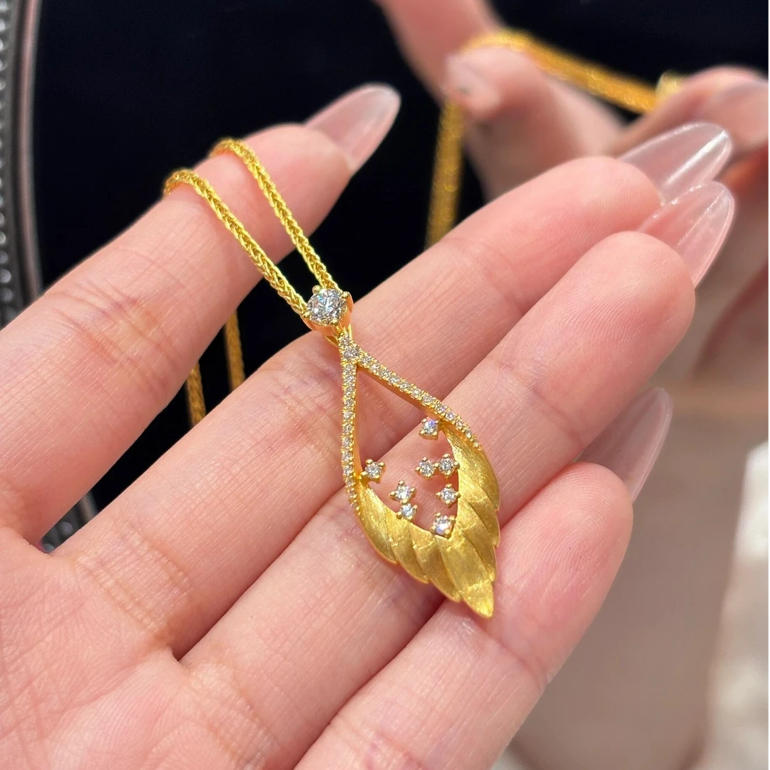 卡柒 铜合金项链 金色拉丝闪锆羽毛项链轻奢小众高级感精致锁骨链