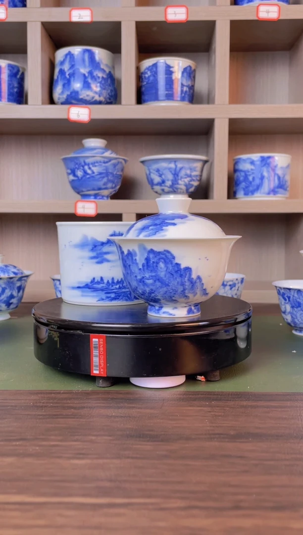 光*福利青花山水盖碗杯子