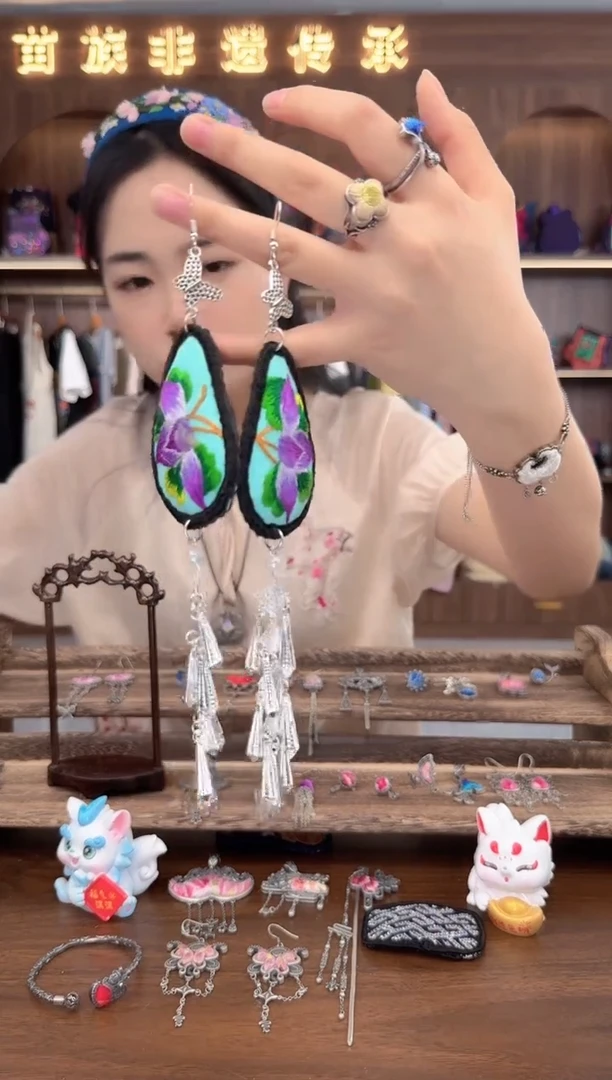 织绣扶光苗绣传承18