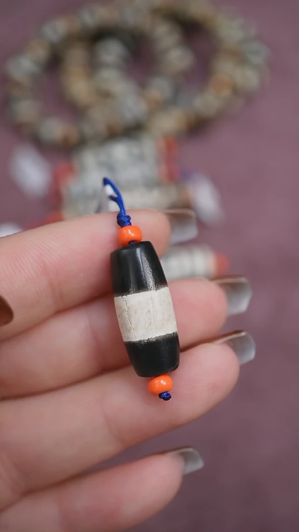 【闪购商品】玛瑙/玉髓颈饰未镶嵌蚀花玛瑙珠定制编绳