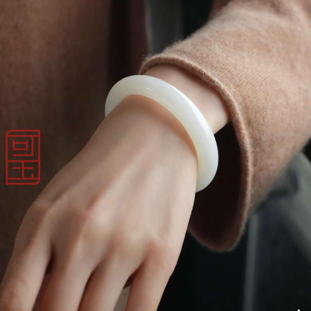 可玉方逑精品白玉手镯——天然和田玉白玉平安镯白色精品款女性手镯