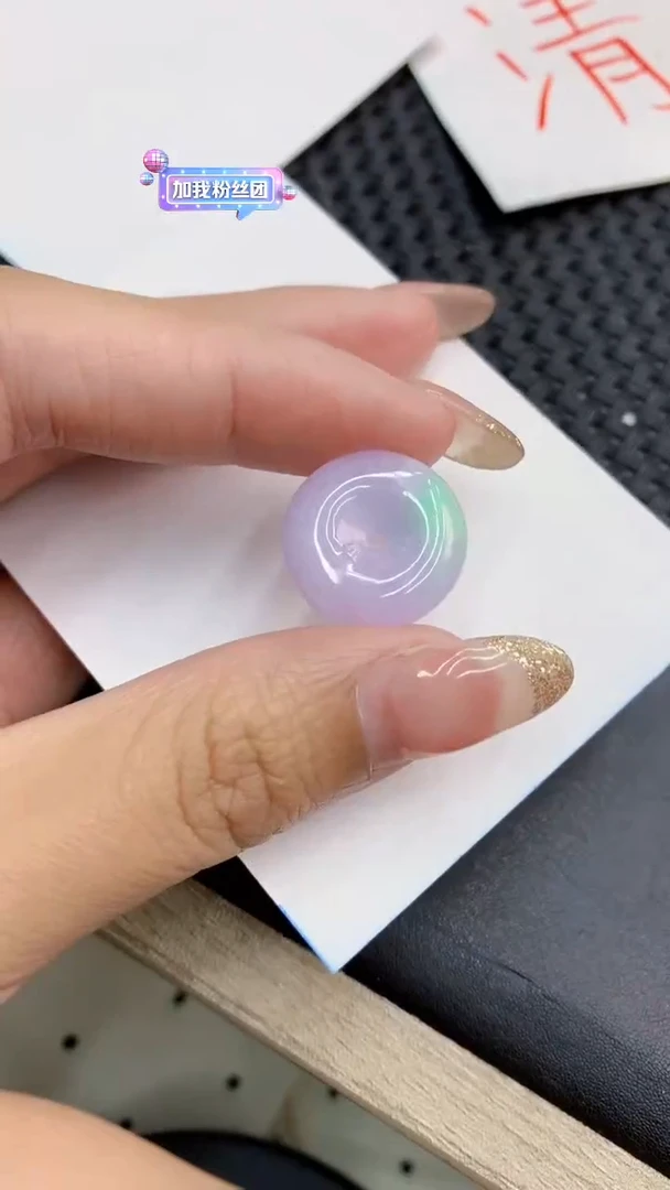 翡翠未镶嵌颈饰             8