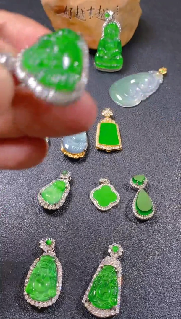吊坠(不含链)银S925镶嵌翡翠福
