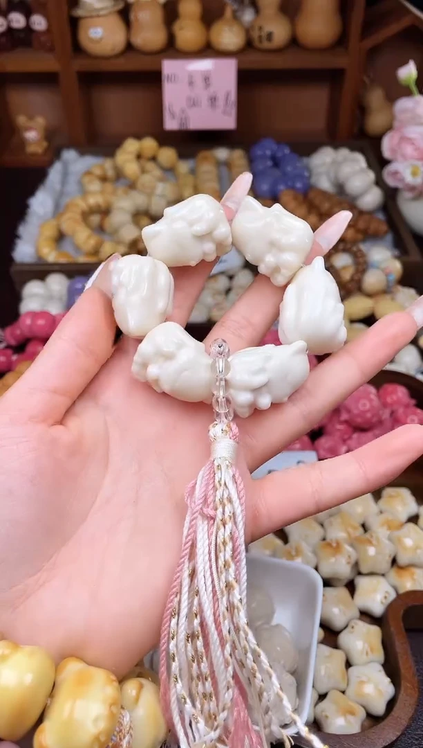 手串菩提根/象牙果Q白色凤九手捻+流苏