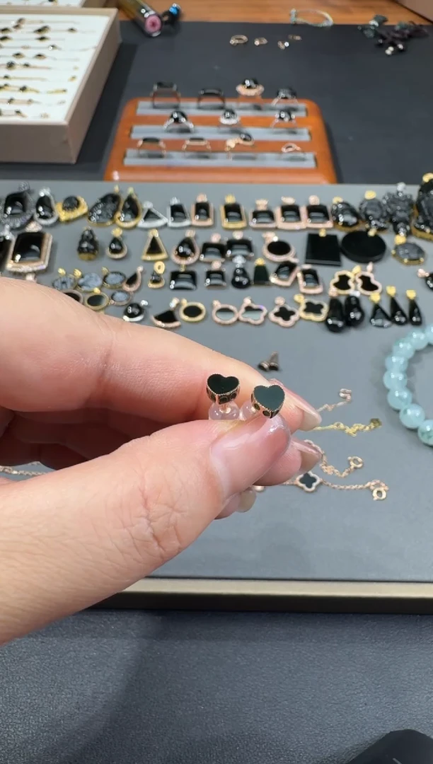 翡翠18K金镶嵌耳饰S0728-S2-7