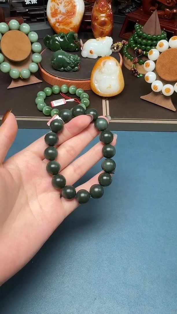 未镶嵌和田玉挂件szq14