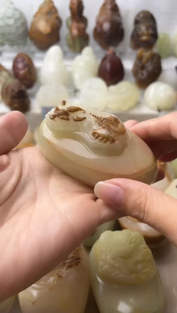 石材方解石棉纹正常不退换貔貅