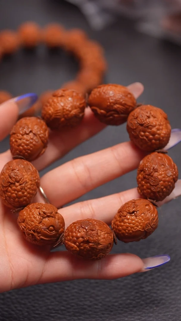 手串橄榄核2.2/金蟾