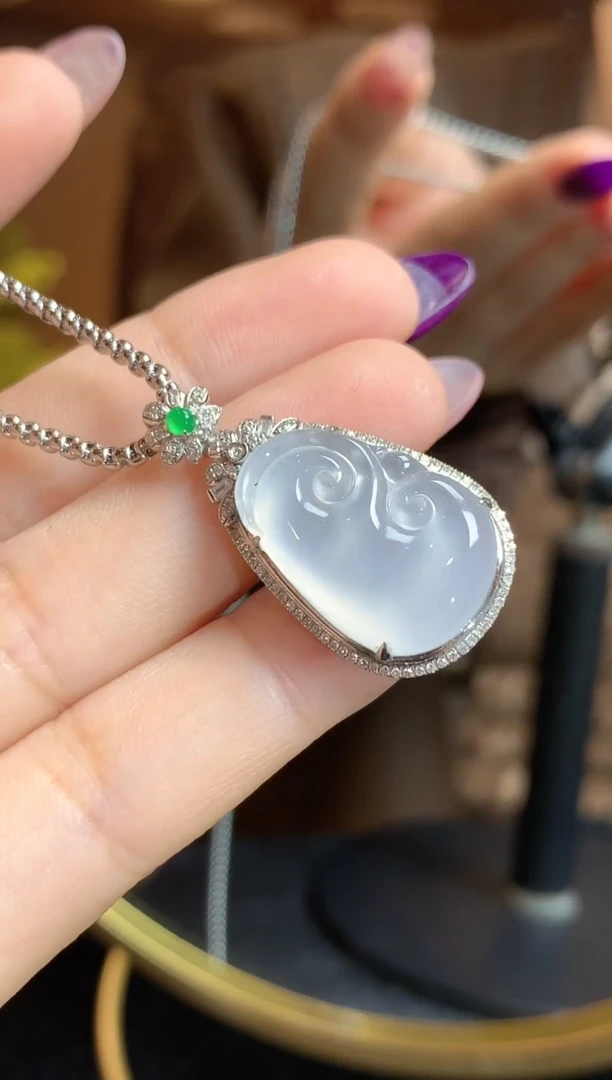 吊坠(不含链)18K金镶嵌翡翠翡翠如意