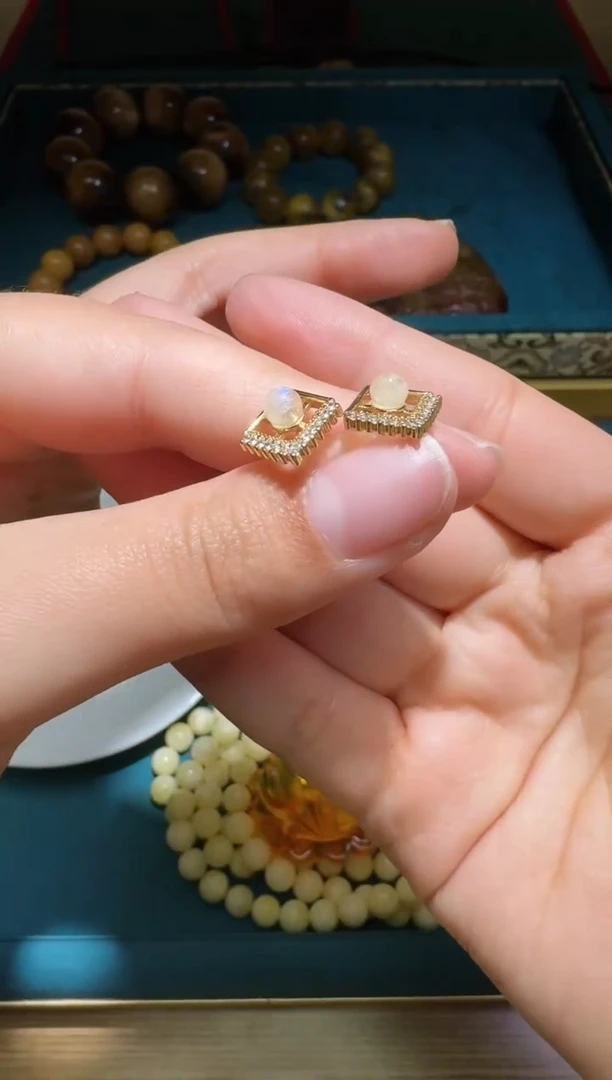 未镶嵌耳饰水晶多样性发一115