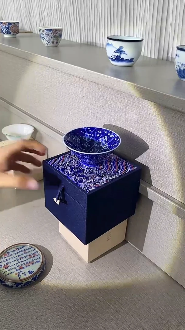 景德镇高温瓷冰梅斗笠