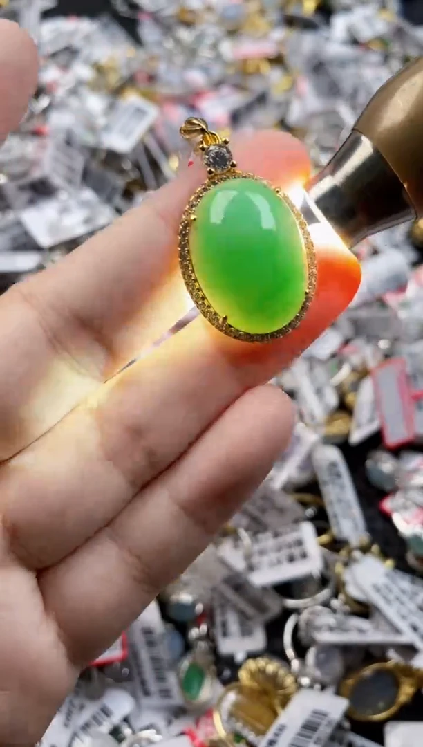 翡翠戒指银S925镶嵌6666    9