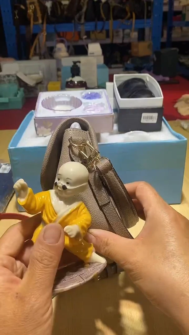 瓷片全场正品；一件不留@@1