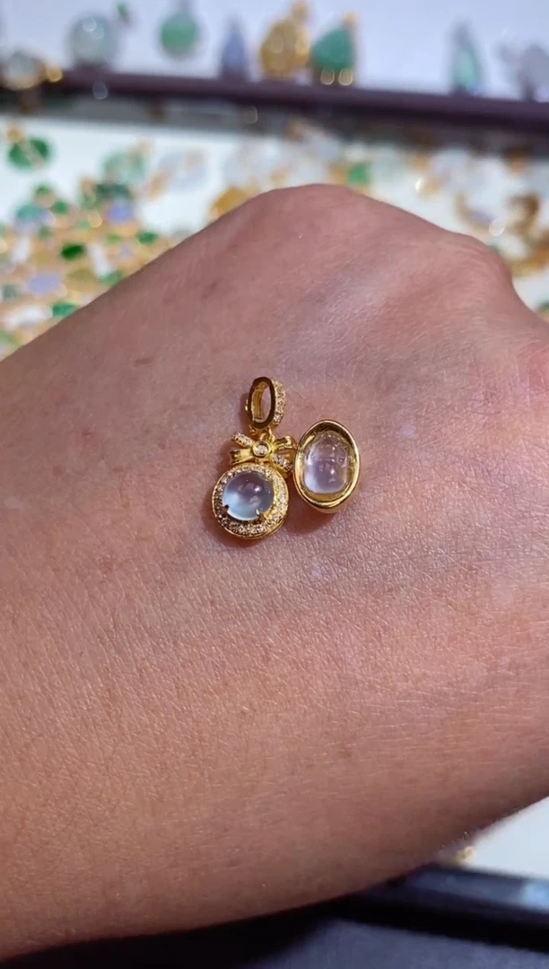 吊坠(不含链)18K金镶嵌翡翠彭**人1111111111111