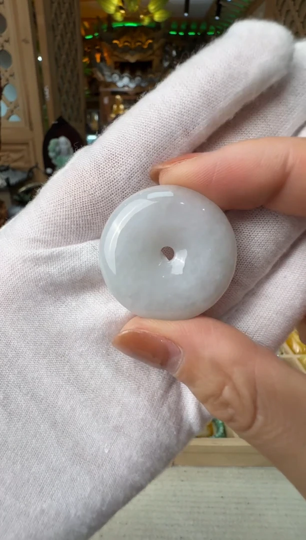 颈饰未镶嵌翡翠吊坠