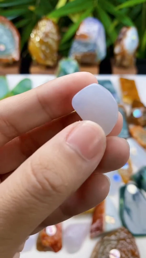 未镶嵌定制翡翠翡翠