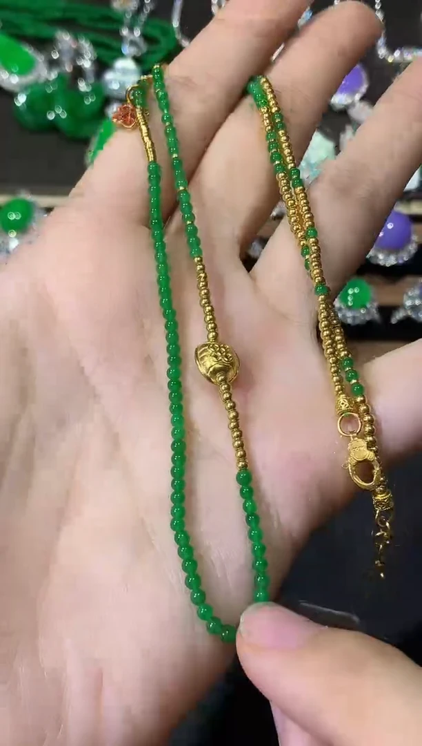 颈饰足金镶嵌翡翠C133
