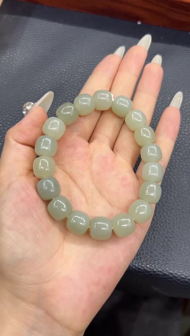 手串未镶嵌和田玉新疆和田玉且末料卡12老型手串百搭贵气