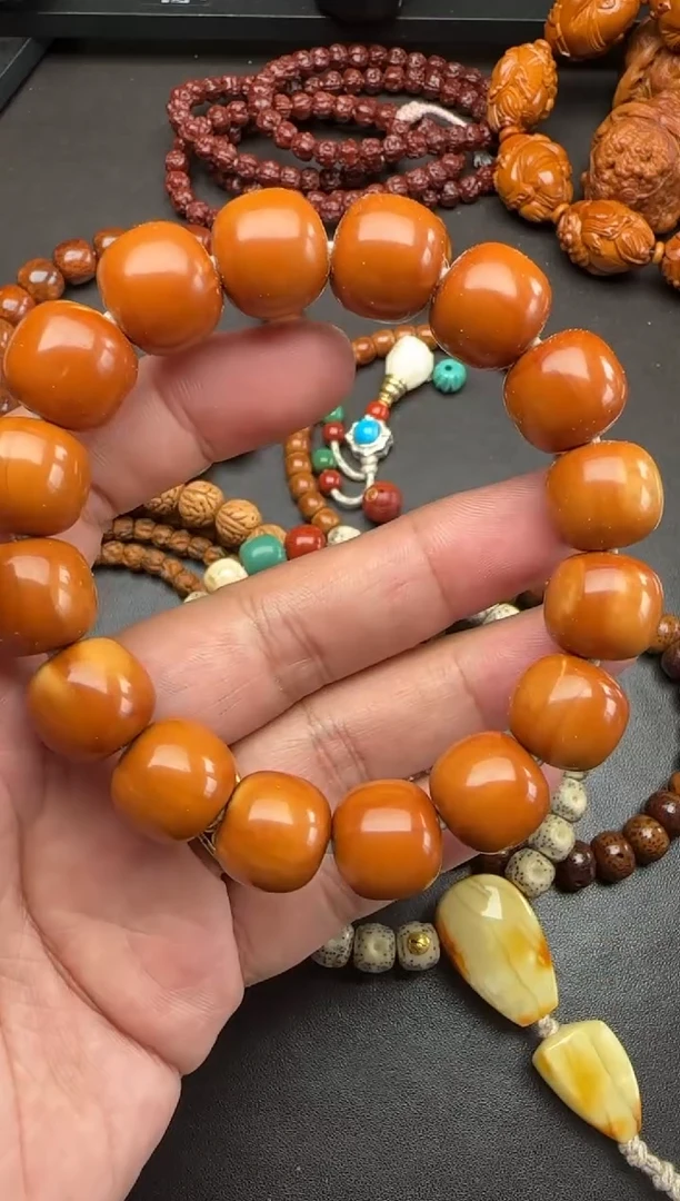 手串橄榄核中午好呀