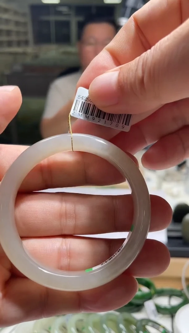 未镶嵌手镯和田玉54-55圈口 1079