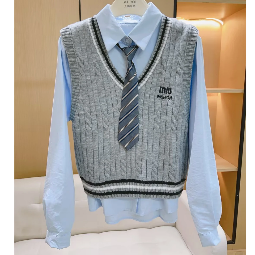 丨早秋新款学院风两件套长袖衬衫配领带字母装饰马甲针织衫  6085