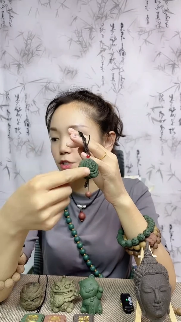 泥塑青龙醒心 小花朵