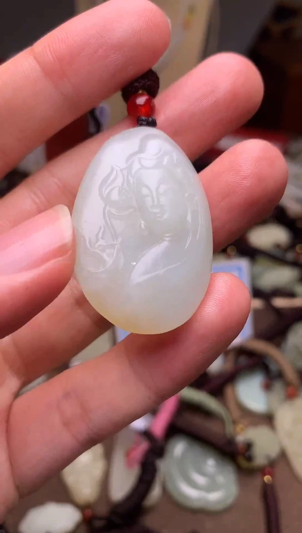 颈饰未镶嵌和田玉新疆料青海料清水和田玉吊坠