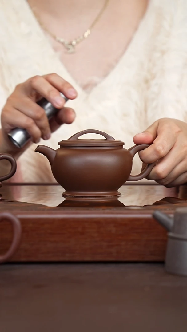 茶壶紫砂深井紫泥汉瓦