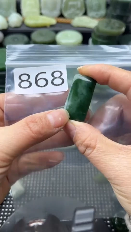 未镶嵌和田玉珠宝半成品牌子