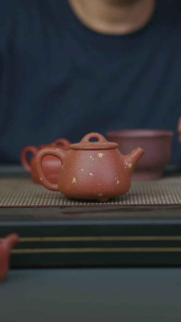 茶壶紫砂全手粗砂血降坡洒金高石瓢180cc