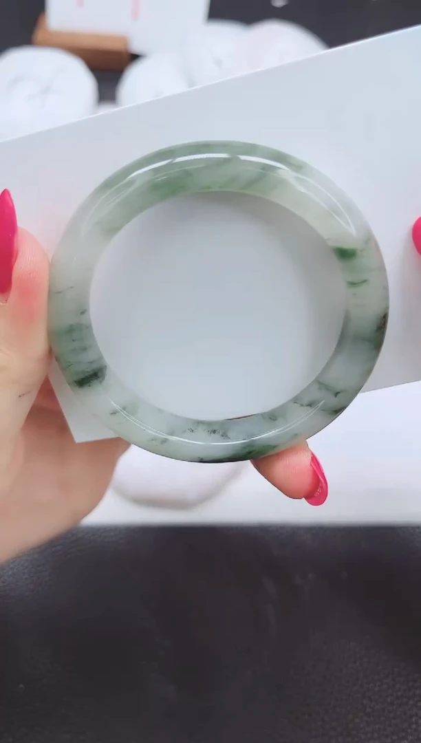 未镶嵌手镯石英质玉246-52