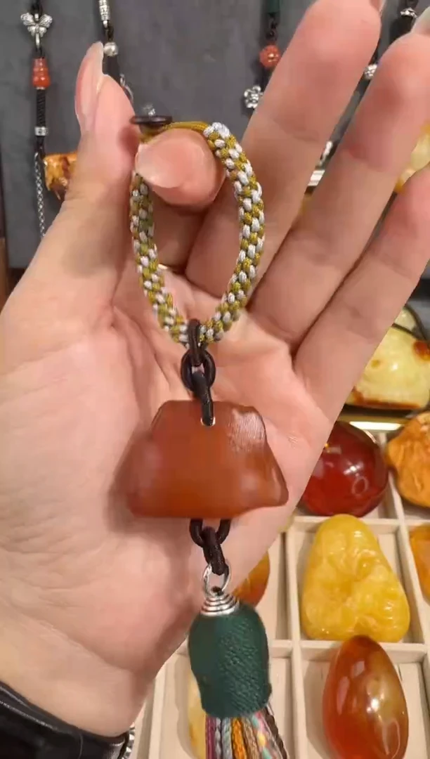 裸石琥珀未镶嵌琥珀