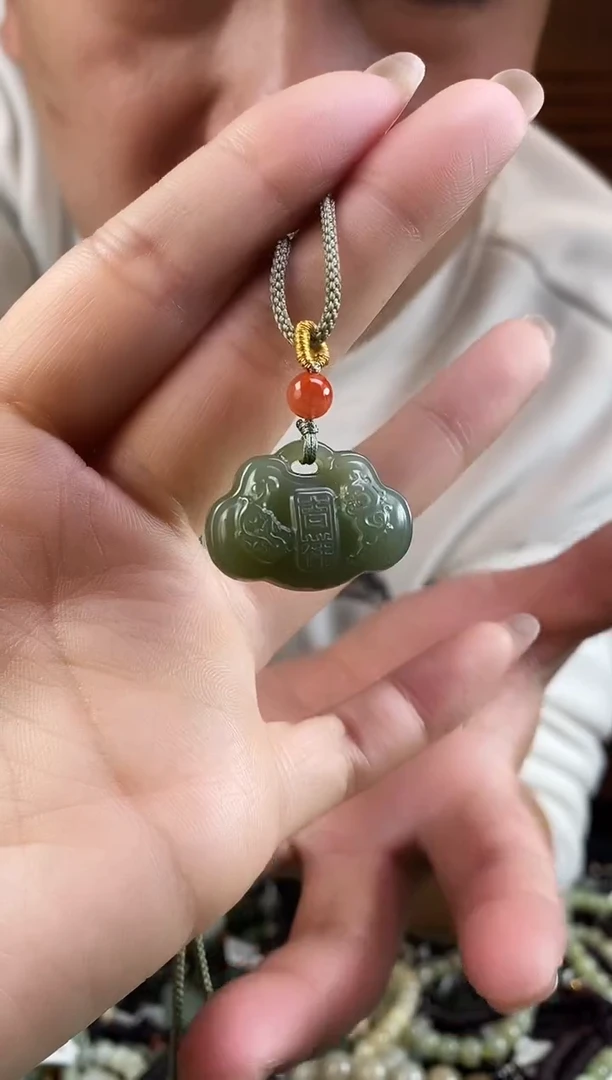 【闪购商品】和田玉颈饰未镶嵌多样性发货，拍一发一