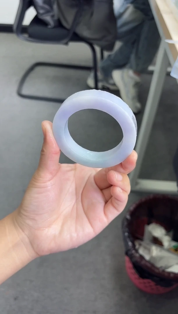 未镶嵌手镯定制翡翠静*手镯