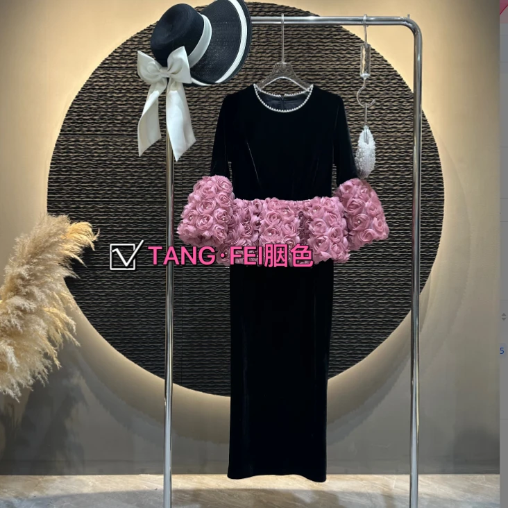 TANG-FEI胭色【玫瑰的故事】TF0029丝绒重工连衣裙