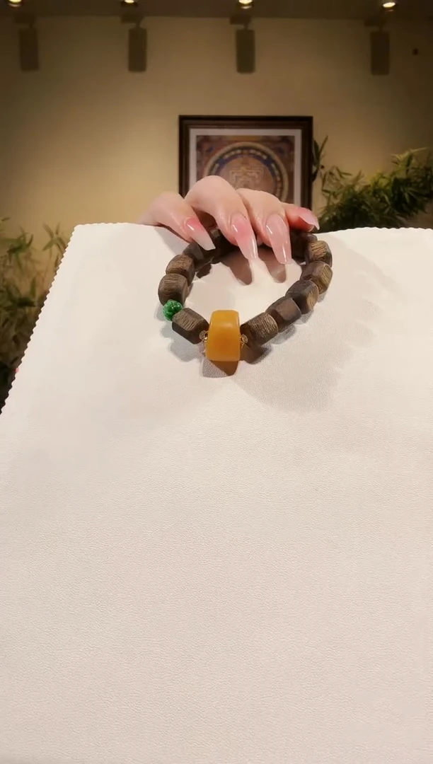 手链琥珀未镶嵌沉香