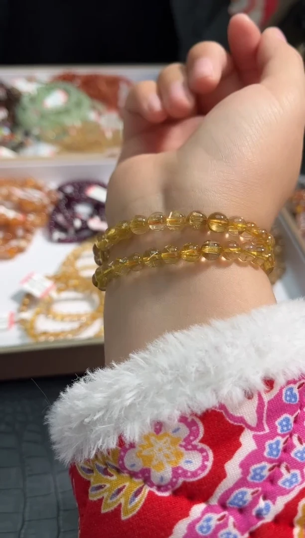 【闪购商品】水晶手链未镶嵌25多样性发其一6.8+