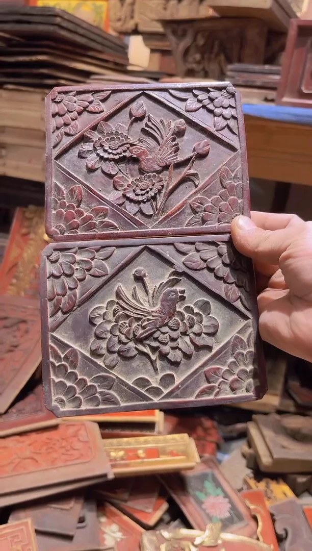 【闪购商品】香樟木老木雕老物件花板